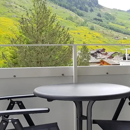 Z - Next Door To Therme