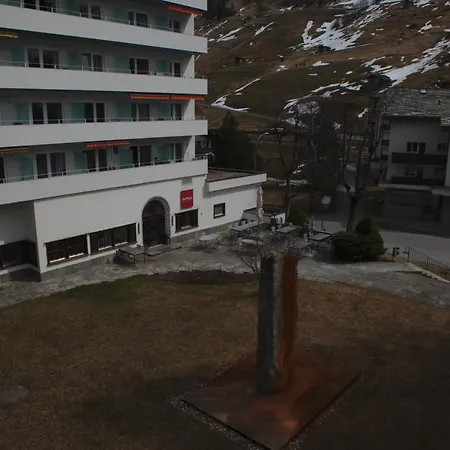 Z - Next Door To Therme 公寓 *