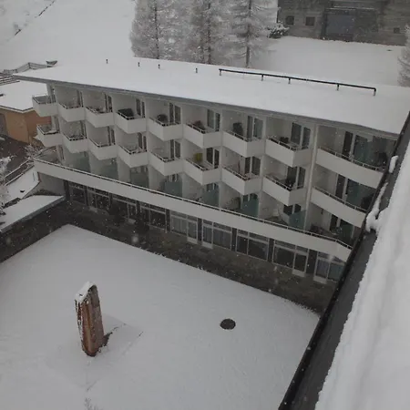 Z - Next Door To Therme