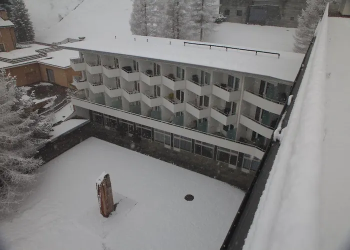 Z - Next Door To Therme